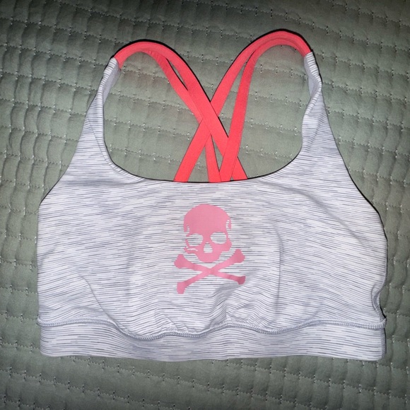 Lululemon Skull & Crossbones Sports Bra – Size 4. VGUC - Picture 1 of 8